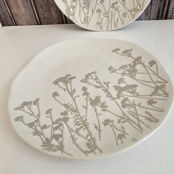 Eli + Ana Wildflower Ridge 8" Salad Plate - Picture 9 of 14